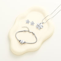 Paragon Cremation Jewelry Set - Silver Flower - ITPAR111