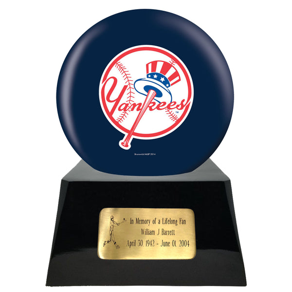  MLB New York Yankees Beads with Logo Medallion : Sports Fan  Necklaces : Sports & Outdoors